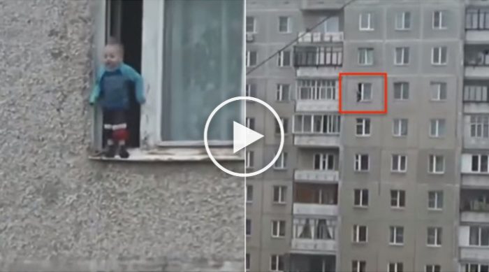 3-х летний ребенок вылез на карниз окна восьмого этажа…Видео очевидца…