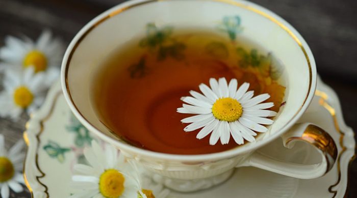 Польза ромашкового чая: 20 свойств, которые заставят вас обратить внимание на этот напиток